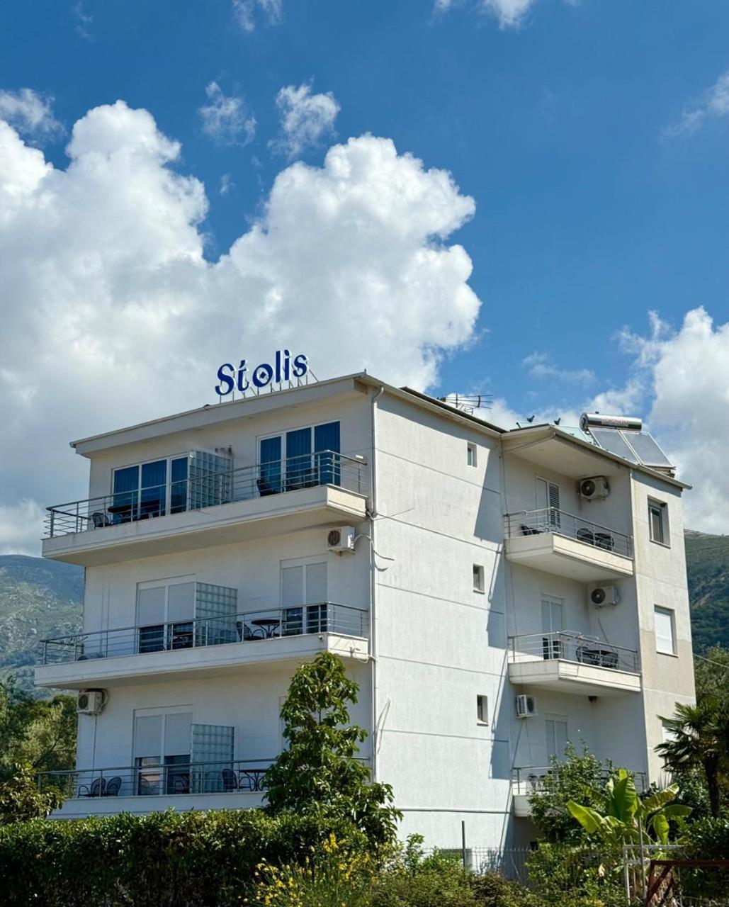 Hotel Stolis ฮีมาเรอ ภายนอก รูปภาพ