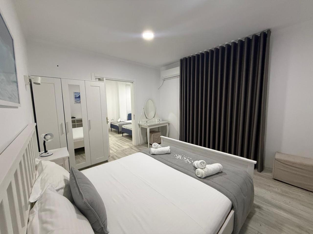 Hotel Stolis ฮีมาเรอ ภายนอก รูปภาพ